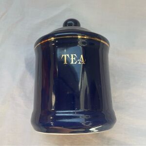 Vintage 6” Tall Ceramic Tea Storage Jar‎ with Lid